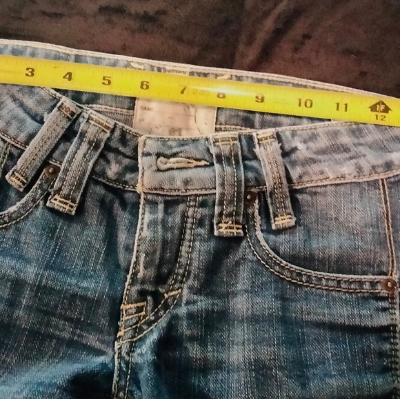 Taverniti Tracy - Picture 5 of 6